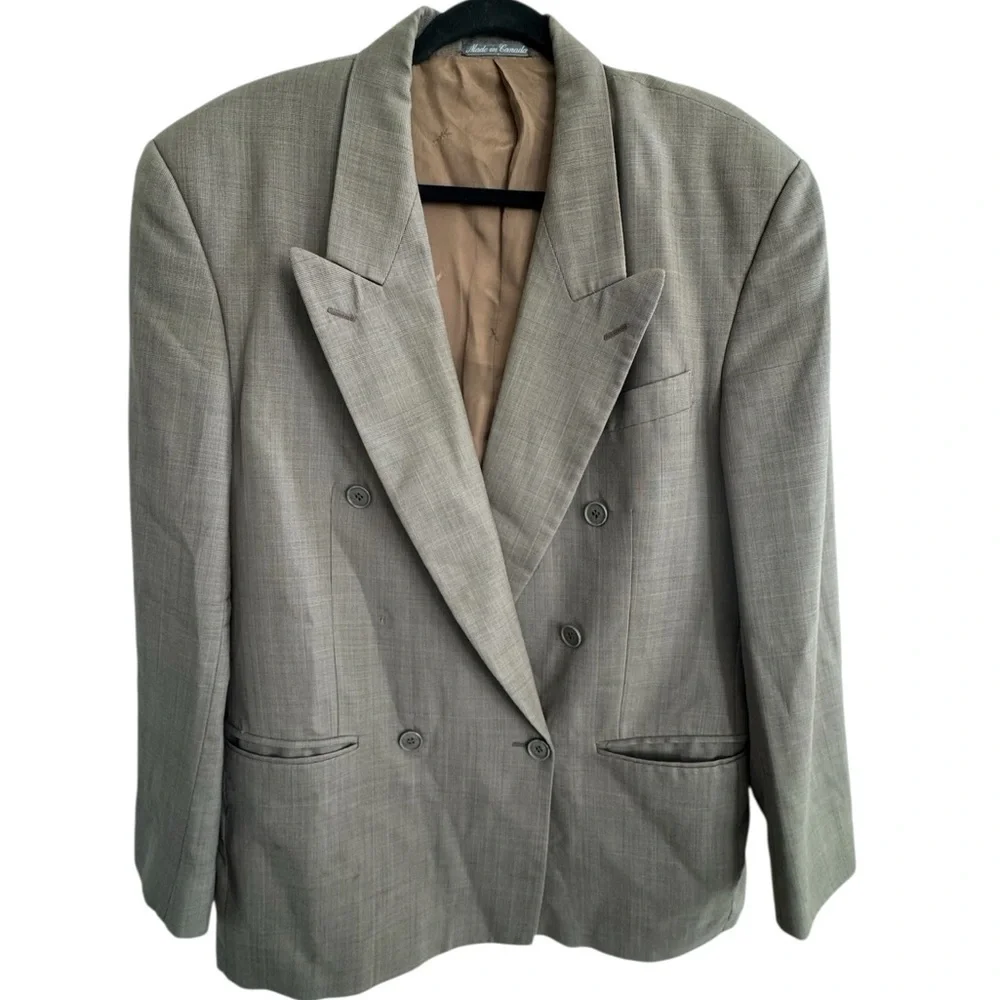 Yves Saint Laurent vintage men’s blazer double breasted, beige size Large